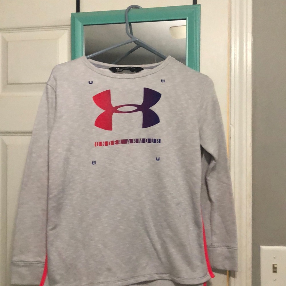Underarmour Sweatshirt. Size youth large